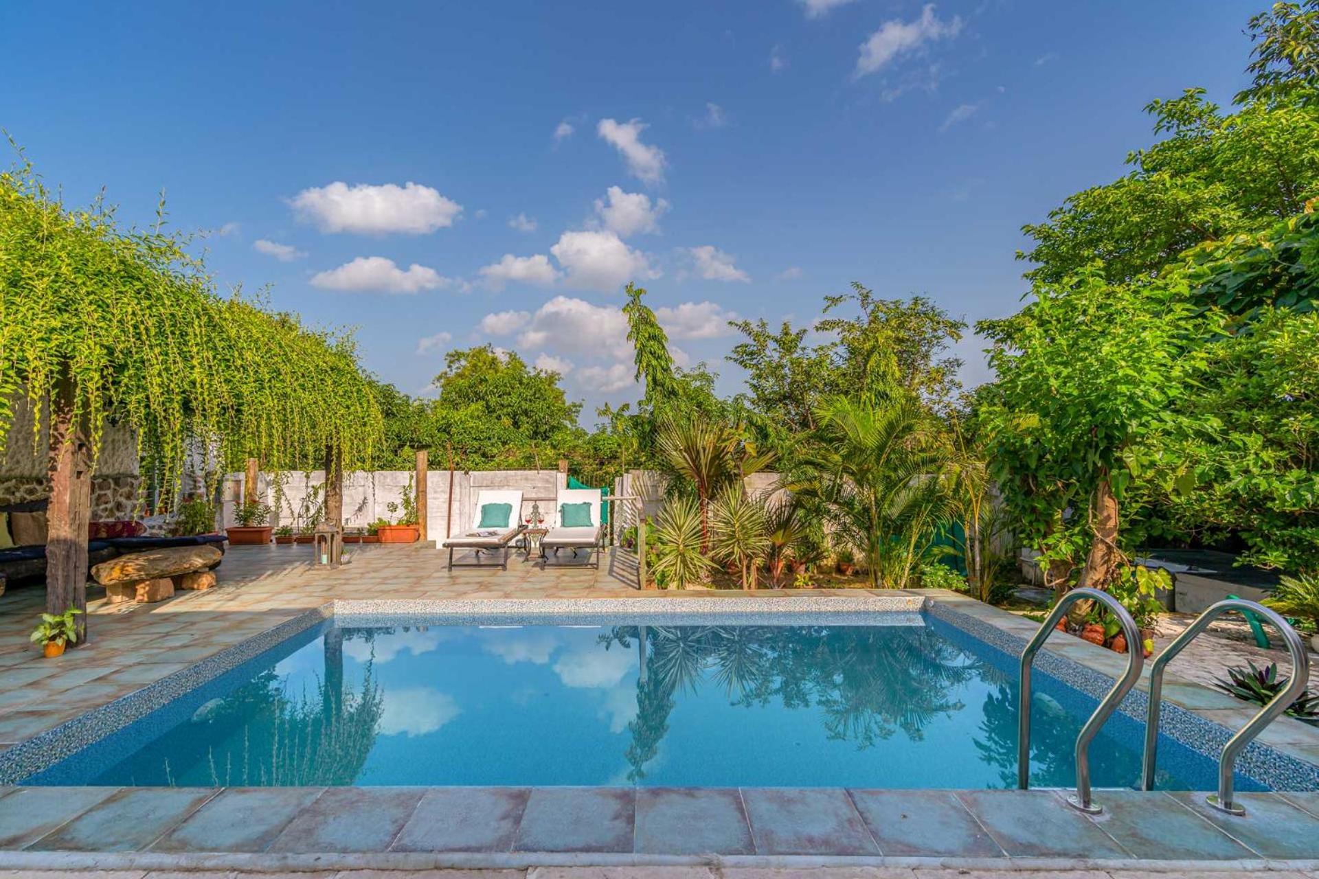 Stayvista'S Suman Vatika - Pench - Outdoor Pool, Jacuzzi, Rainshower & Terrace Khawāsa Zewnętrze zdjęcie